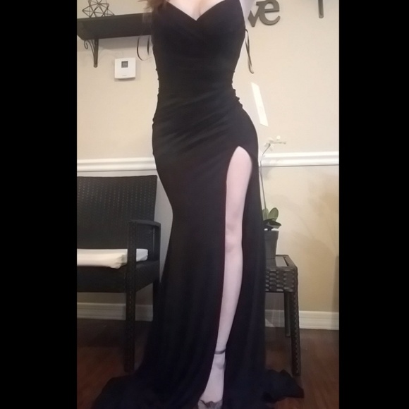 *Closet Crush Host Pick!* Jovani prom dress - Picture 2 of 4